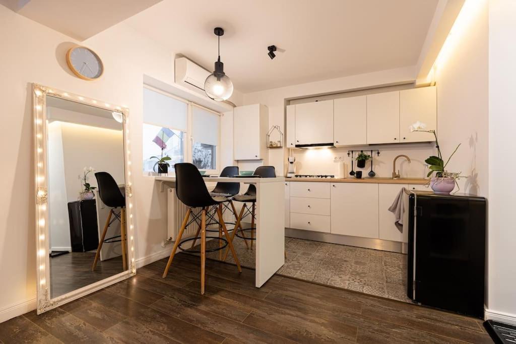Ultra Central Apartment Бая-Маре Екстер'єр фото